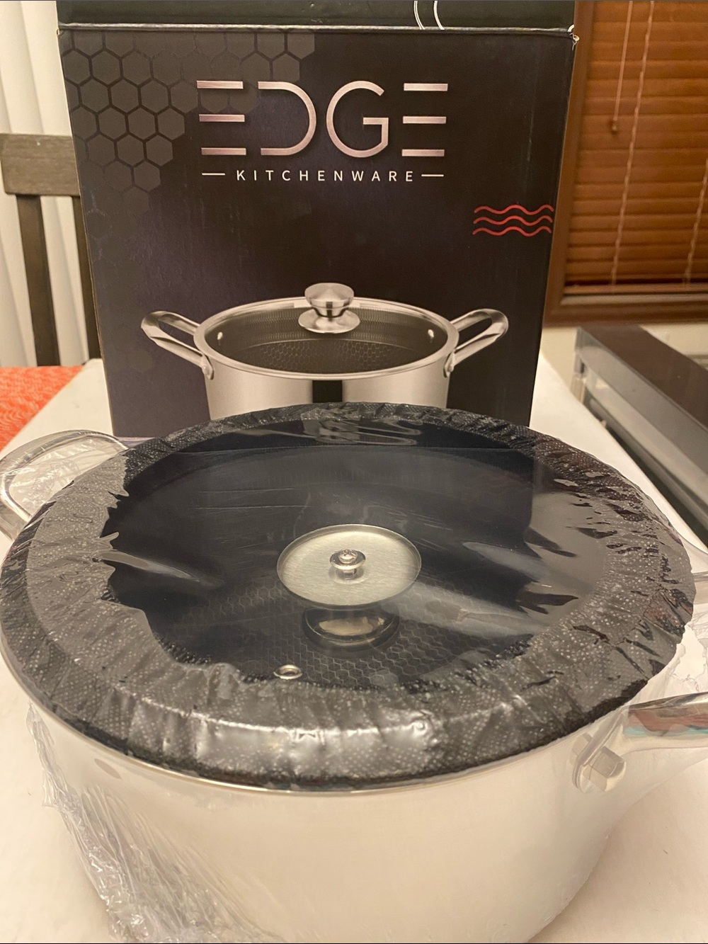 EDGE HEX 5 Qt Dutch Oven Honeycomb Nonstick Stainless Steel Induction NIB